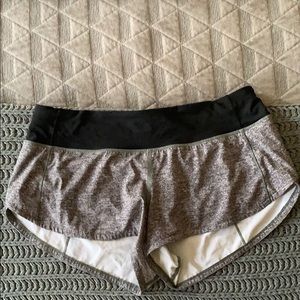 Lululemon Speed Up Shorts 2.5 inch